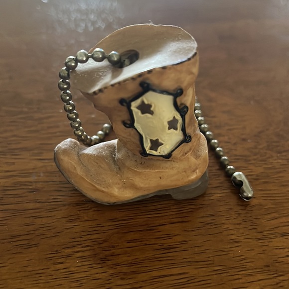 Light fixture pull chain - Picture 2 of 3